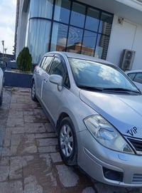 نيسان فيرسا • ٢٠٠٩ • ٧٠٠٠٠ كم