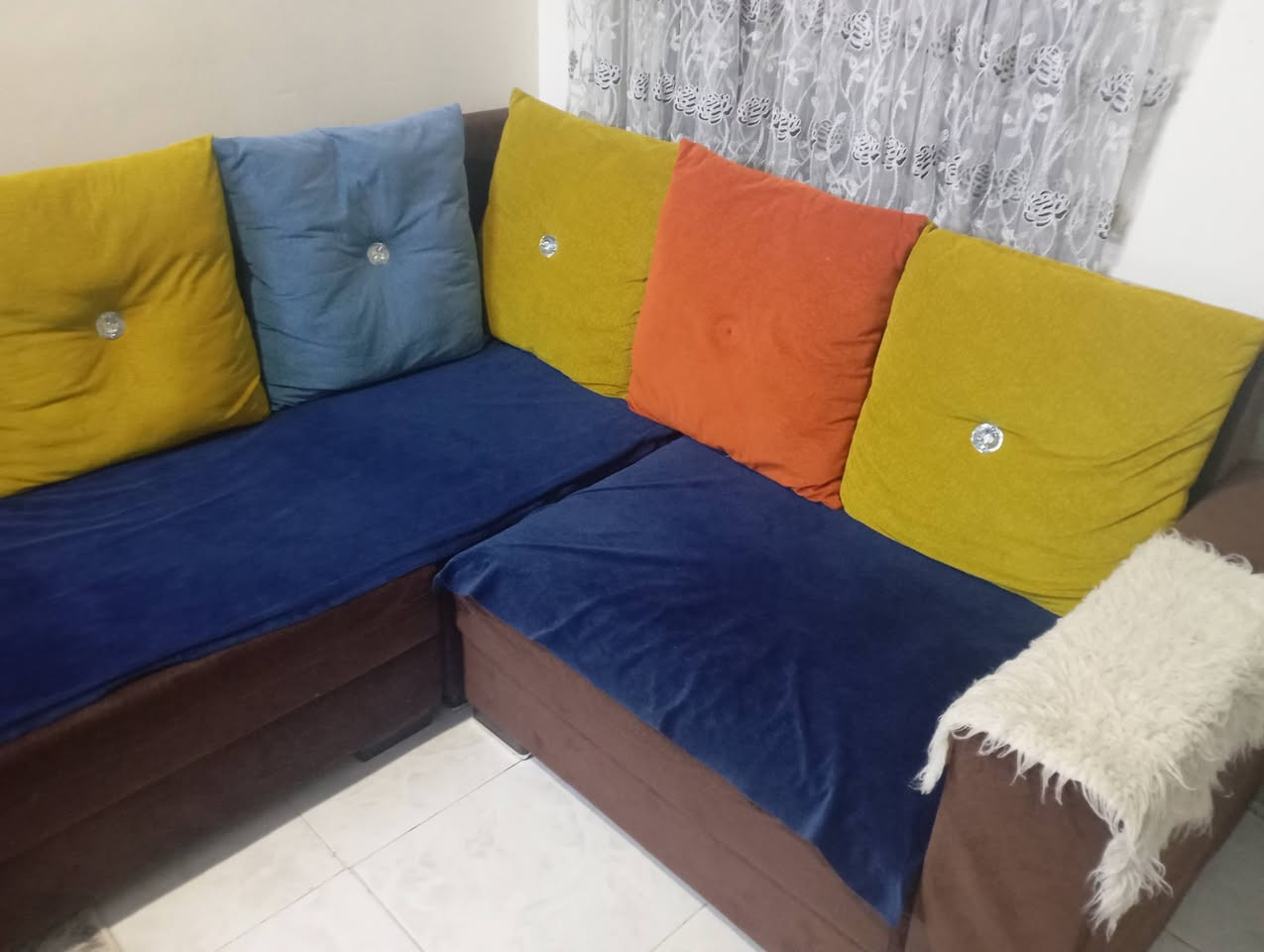 تخم للبيع السعر 175
***********
