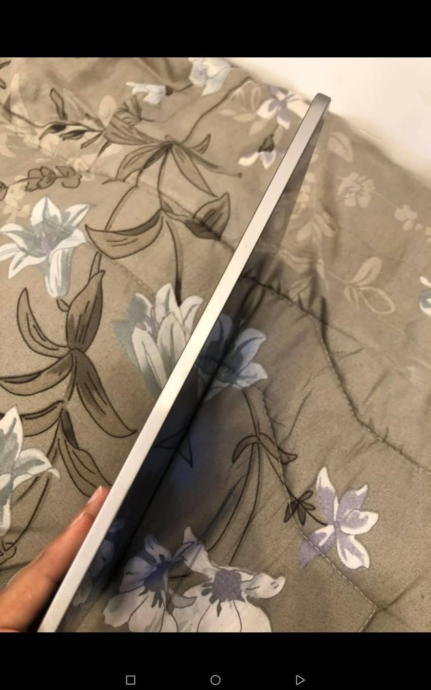 السلام عليكم
ايباد هونر باد 10
Honor pad 10

ذاكره 256
بطاريه 10100

عشوائيه 8:8
موجود وياه كارتونته وشاحنته الاصليه

المكان بغداد البياع
لا يوجد توصيل

السعر 370 وبي مجال حك جيه
تواصل خاص


**إذا كنت صاحب هذا الإعلان وتريد حذفه لأي سبب، رجاءا أرسل رسالة إلى الدعم الفني**