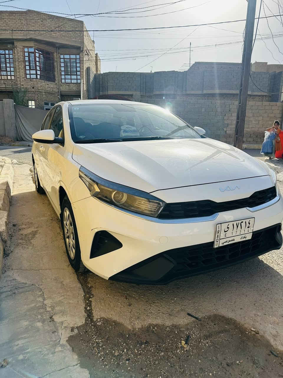كيا سيراتو 2023  خليجي رقم بغداد  محرك 2000 دوش السعر 17500$
للاستفسار ***********
