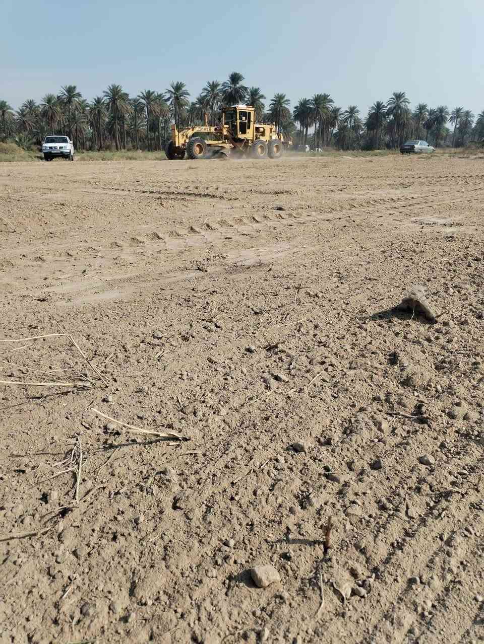 اللهم صل على محمد وال محمد
السلام عليكم ارض زراعي للبيع سند ٢٥ خلف المجزره المساحه 1000 متر واجهه 33متر نزال 30متر قرار محكمه ترهم مزرعه او فله داير مدايرها مزارع وفلل بسعر مناسب للاستفسار***********
