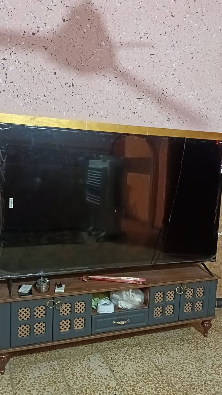 بلازمه حجم كبير هيه ولميز مالها الحجم 75
600بيها مجال للتواصل خاص #الجميع


**إذا كنت صاحب هذا الإعلان وتريد حذفه لأي سبب، رجاءا أرسل رسالة إلى الدعم الفني**