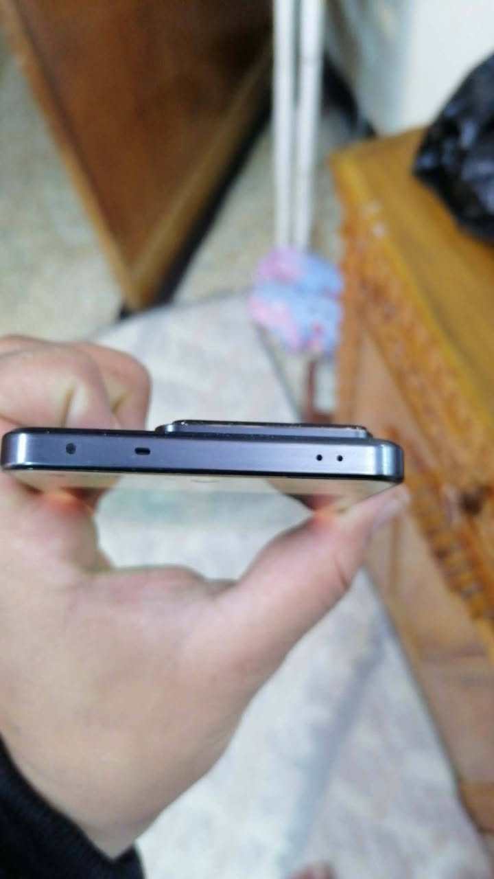 سلام عليكم ورحمة الله وبركاتة
جهاز ريلمي  جي تي، 7 
GT7 
 جهاز معرؤف ميحتاج اذكر موصفات جهاز 
اريد ابيعة جهاز نظيف حيل حيل بدون شخط واحد فقط ويا شاحنة مالتة أصلية 120 وات 

انطي سعر عجبني بعتك 
لان الأسعار معرف صراحة


**إذا كنت صاحب هذا الإعلان وتريد حذفه لأي سبب، رجاءا أرسل رسالة إلى الدعم الفني**