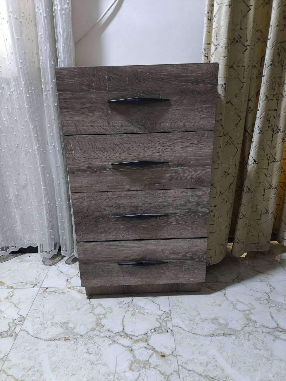 السلام عليكم غرفة تركي سلايت غرفة جديد كاملة ستعمال قليل مكاني حله للستفسار ***********
