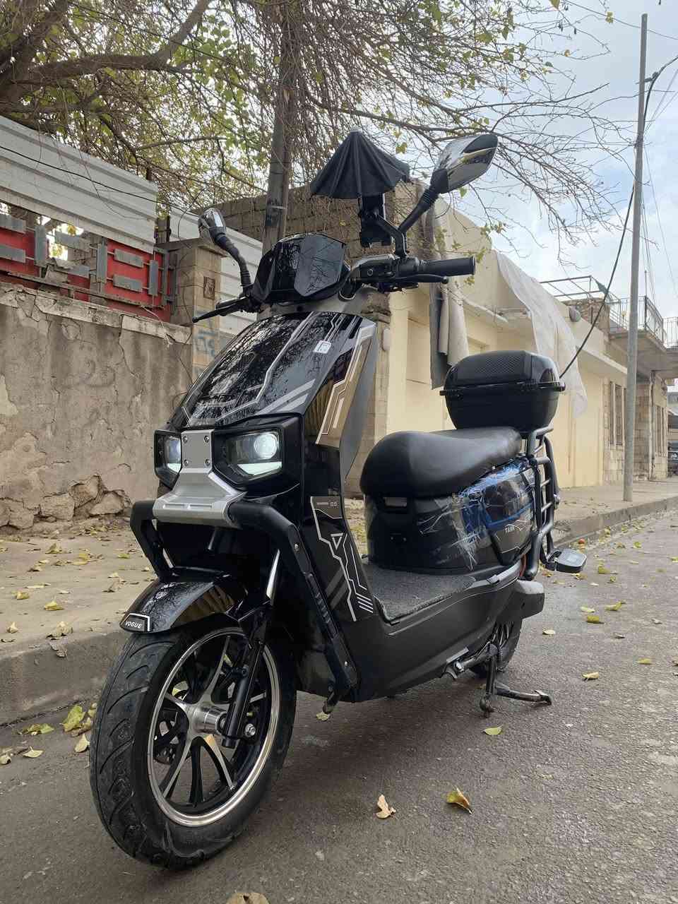 دراكون للبيع
ست بطاريات مسطره 

سرعه80حقيقي

نضام بك 

نضام بي 

تثبيت سرعه

أربع نمر

فول مواصفات شخط مابي 

السعر700وبي مجال 

***********
