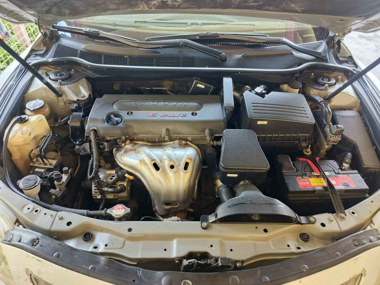 السلام عليكم 
كامري 2007 وارد أمريكي LE حادثها الجاملغ الخلفي الايسر  وبيها صبغ بنفس الجاملغ والباب الخلفي والسيارة جارده مثل ما موضوح ب الصورة مكينة بيها خيط تبخير تخم تاير جديد تبريد ثلج رقم واسط الدولي السيارة حلوه وجاهزه من حدادية امامية وخلفيه السعر 93 وبيها مجال رقم***********.
