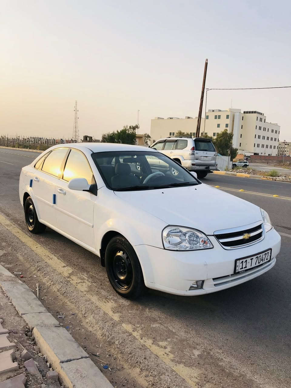 السلام عليكم للبيع اوبترا موديل 2012 رقم بغداد مشروع وطني بأسمي تحويل ثاني يوم كير ومكينه خير من الله صدر امامي خلفي ودبلات مكفول السونار مرفق بالصور السعر ٨٢ وبيها مجال بسيط مكان السيارة واسط غير متواجد ع الفيس للأستفسار ***********
