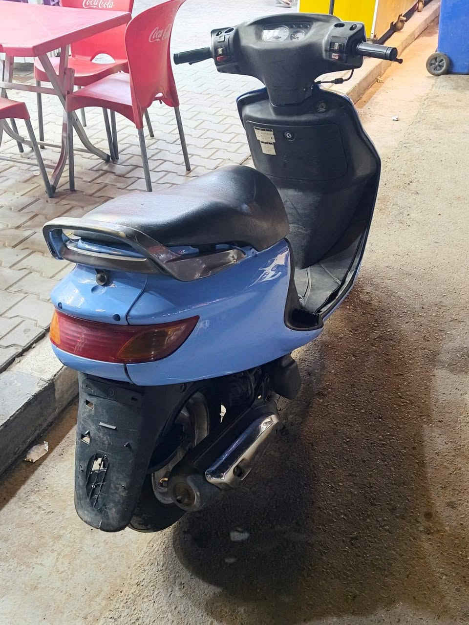 للبيع دراجة ياماها فراشة  مكفولة من كلشي 
حــاوية نضافة ٩٠٪ السعر 550 وبيها مجال حك الجية


**إذا كنت صاحب هذا الإعلان وتريد حذفه لأي سبب، رجاءا أرسل رسالة إلى الدعم الفني**