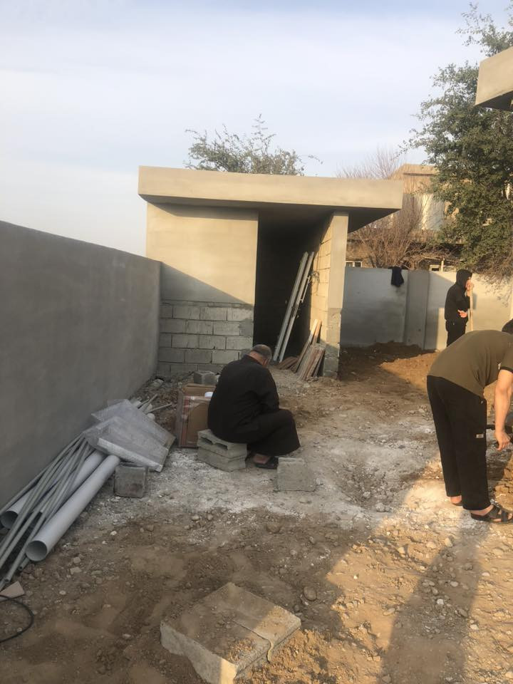 ( إِنَّمَا يَعْمُرُ مَسَاجِدَ اللَّهِ مَنْ آمَنَ بِاللَّهِ وَالْيَوْمِ الْآخِرِ )
ساهم في إكمال بناء بيتٍ من بيوت الله
لتكون لك صدقة جارية، يمتد أثرها مع كل ركعة، وكل سجدة، وكل دعاء يُرفع في هذا المكان.

هذا الجامع لا يزال بحاجة إلى دعمكم ليكتمل،
فكن جزءًا من هذا الخير، ولو بالقليل… فربما يكون هذا القليل سببًا في نورٍ عظيم لك يوم القيامة.
🤍 حجر منك… قد يكون سببًا لبناء بيتٍ لك في الجنة.

📌 ساهم في اكمال بيت الله . 
💰 التبرعات مفتوحة عبر رقم الماستر 
                       ( 6544867309 ) 
📞 للتواصل والاستفسار: ( *********** )
