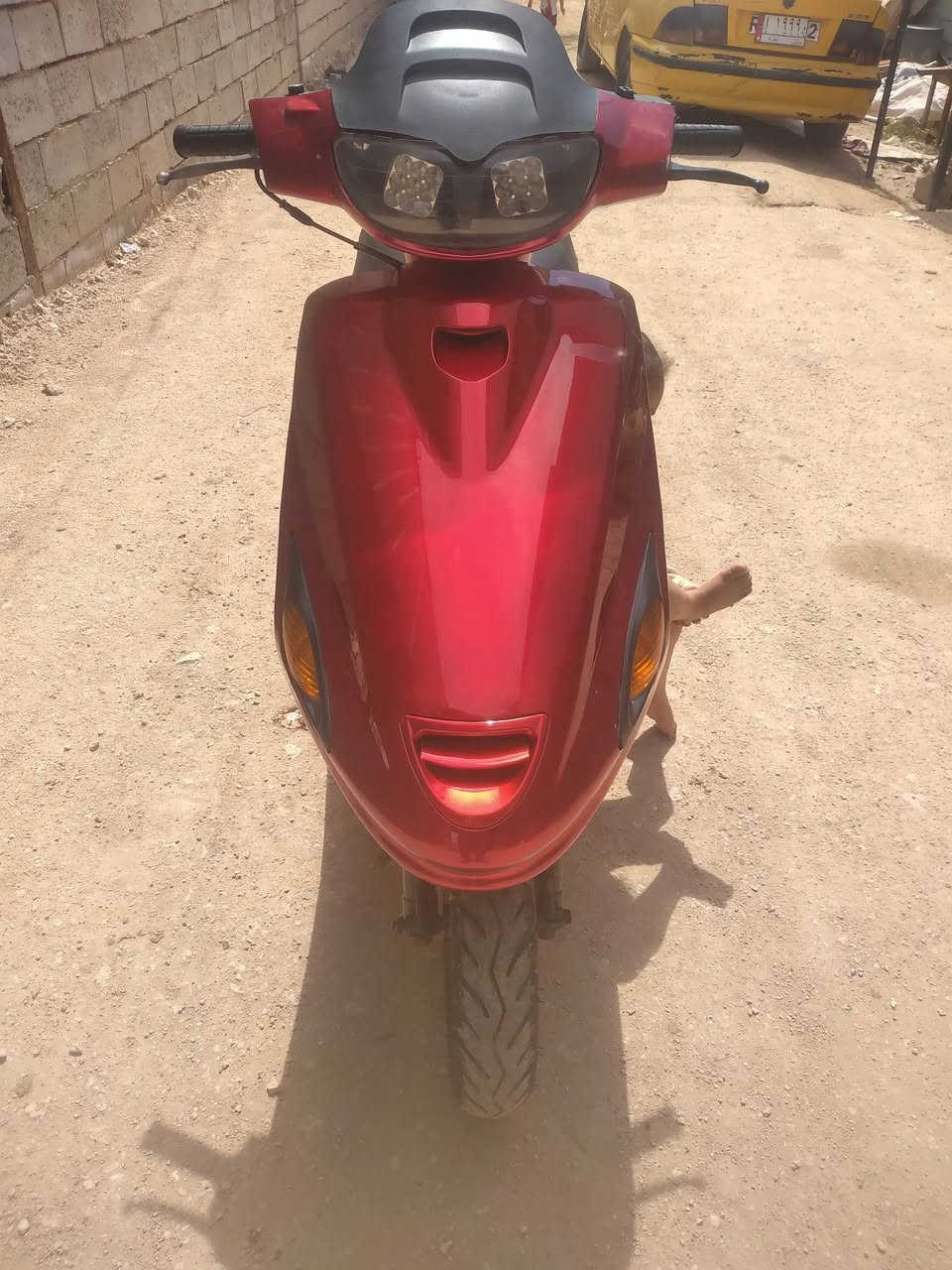 سلام عليكم دراجه فراشه للبيع والمراوس  كفاله عامه كلشي مابيها بحرك بلجيس تايرات جدد كهربائيات كلها شغاله  سعر 500بيها مجال مكاني نجف مشخاب رقم التليفون ***********
