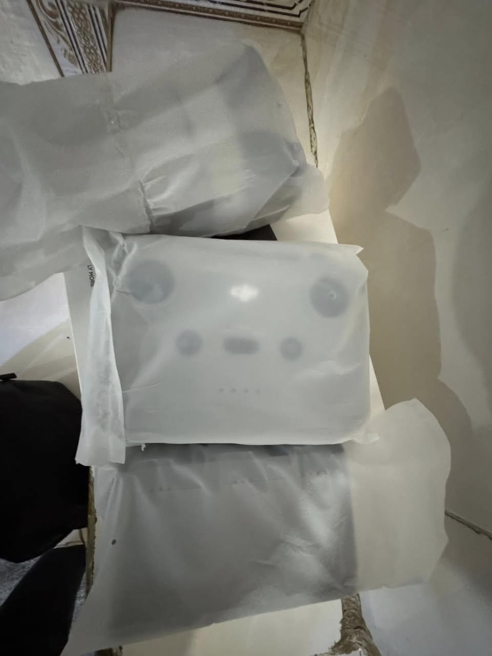 درون DJI
MINI 2 SE كومبو

بطاريات عدد ٣

استعمال قليل 

بعده بالكارتون 

السعر ٧٠٠ وبيه مجال بسيط 

الي يريد تصويره موجود ارتفاع ٥٠٠متر

المسافه ٧ كيلو

توصيل ماكو تعال افحص واخذ مكاني الناصريه مركز


**إذا كنت صاحب هذا الإعلان وتريد حذفه لأي سبب، رجاءا أرسل رسالة إلى الدعم الفني**