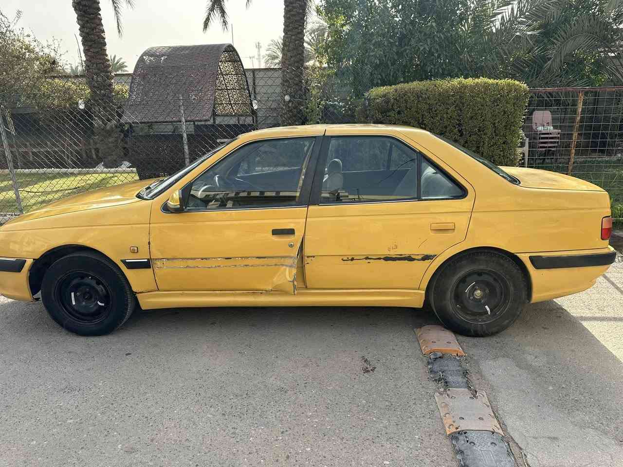 بيجو بارص 2015 رقم بغداد جديد
مكفولة كير محرك سيارة خير من الله 

ضربة بالباب موضحة بصورة 

السعر 41 وبيها مجال حك جية 

عنوان بغداد حي تونس 

الرقم للتواصل ***********
