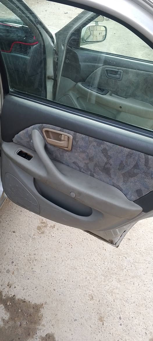 السلام عليكم كامري أمريكي محرك 6 موديل 2001سياره بأسمي محرك وكير مكفولات صدر امامي خلفي جديد
سياره لييبل واحد ضررها جاملغ خلفي بدون دواخل
باقي السياره مكفول سنويه صالحه لنهايه 2026
عنوان 
صلاح الدين قضاء الضلوعيه 
السعر73
***********
