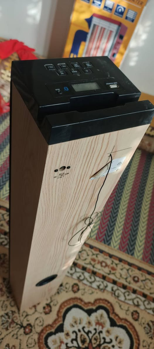 مكبر صوت
كبير بس كيبل مالته ضايع

السعر 45


**إذا كنت صاحب هذا الإعلان وتريد حذفه لأي سبب، رجاءا أرسل رسالة إلى الدعم الفني**