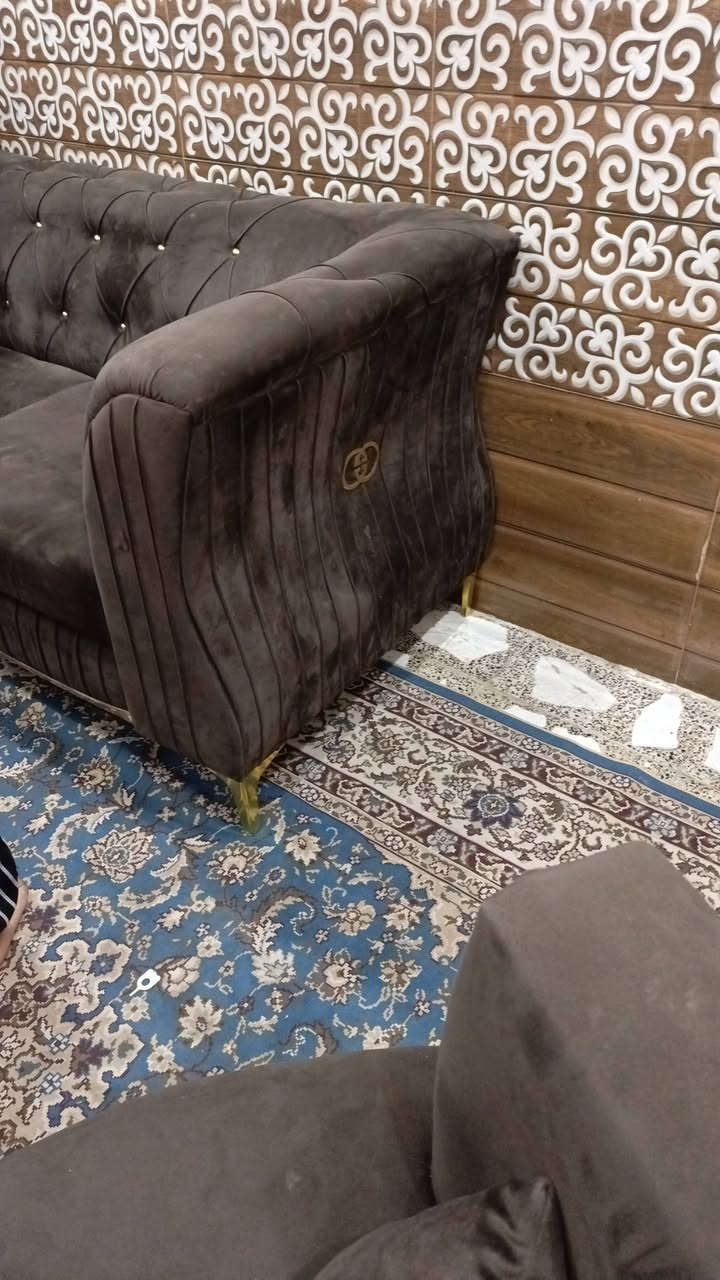 نص تخم تركي نضيف جدا جدا 225 مكان حي الجهاد الرفاق بغداد ***********
