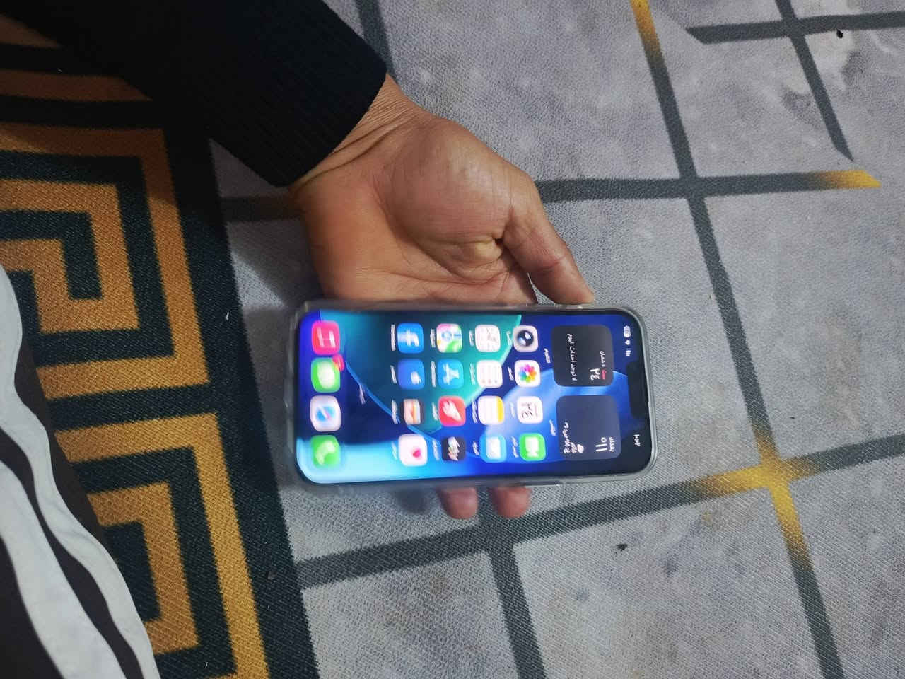 سلام عليكم 13برو ماكس جهاز كلش نضيف جهاز ابد مداخل تصليح كلشي شغال بي بطاريه 86 شرق اوسط عربي
مكاني كربلاء *********** سعر 675
