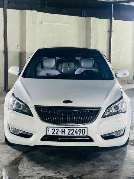 السلام عليكم للبيع الموديل 2012 كيا كادينزا خليجي  داخل ملكي
السيارة فول ١/١  
6 سلندر 
اللون ابيض  🩷

المواصفات✅

فول فول 👍
-بانوراما 💁
-تشغيل بصمة مع بصمة الابواب الامامية🎶
داخل  كريمي ملكي ❤️
-نظام ترحيب😍
-انارة بالمرايات والابواب الامامية👍
-كاميرا وحساسات خلفية❤️
-حساس ماسحات💕
-بردة خلفية متحركة👍
-كشنات كهربائية جلد تدفئة وتبريد  ❤️
-كشنات خزن ميموري 🥰
-لوحة تحكم بالكشن الخلفي👍
-لد امامي وخلفي💕
-تحكم كامل بالستيرن👉
-نظام ترحيب 👌
-اشاير مري+شفط+قلاب 💁
وباقي مواصفات الكادينزا معروفه 😎

السيارة بيها قطعتين+محرك مفتوح بس كفالة عمر كامل 

 سياره " تحويل + وكاله بشرط - فحص + هزه + سنوى جديد +رقم جديد انكليزي‏‪
السعر👇  129
مكان السيارة التاجي سبع البور ‏‪***********‬‏
