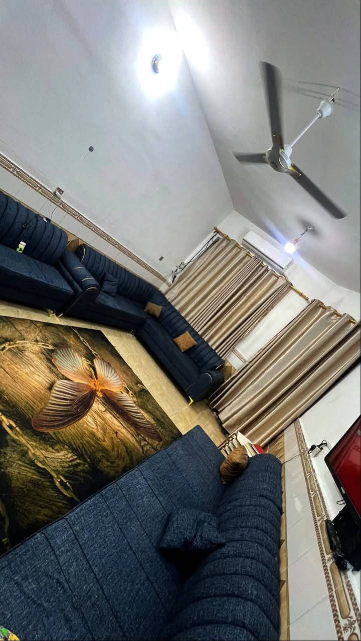 المساحة  200 متر 
4 غرف نوم  استقبال وصالة ومطبخ /  طابقين /  زراعي سند 25 - بعقوبة -  نهاية(ام الكرفس)  قريب لفلكة الامين

#سعر مناسب بتعليقات


**إذا كنت صاحب هذا الإعلان وتريد حذفه لأي سبب، رجاءا أرسل رسالة إلى الدعم الفني**