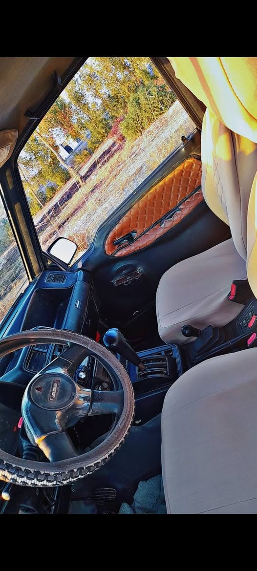 السلام عليكم
ساسوكي للبيع او مراوس بسايبا
موديل 1992 
رقم بابل
كير ومكينة مكفولات
السعر 25 
للأستفسار: 
***********
***********
