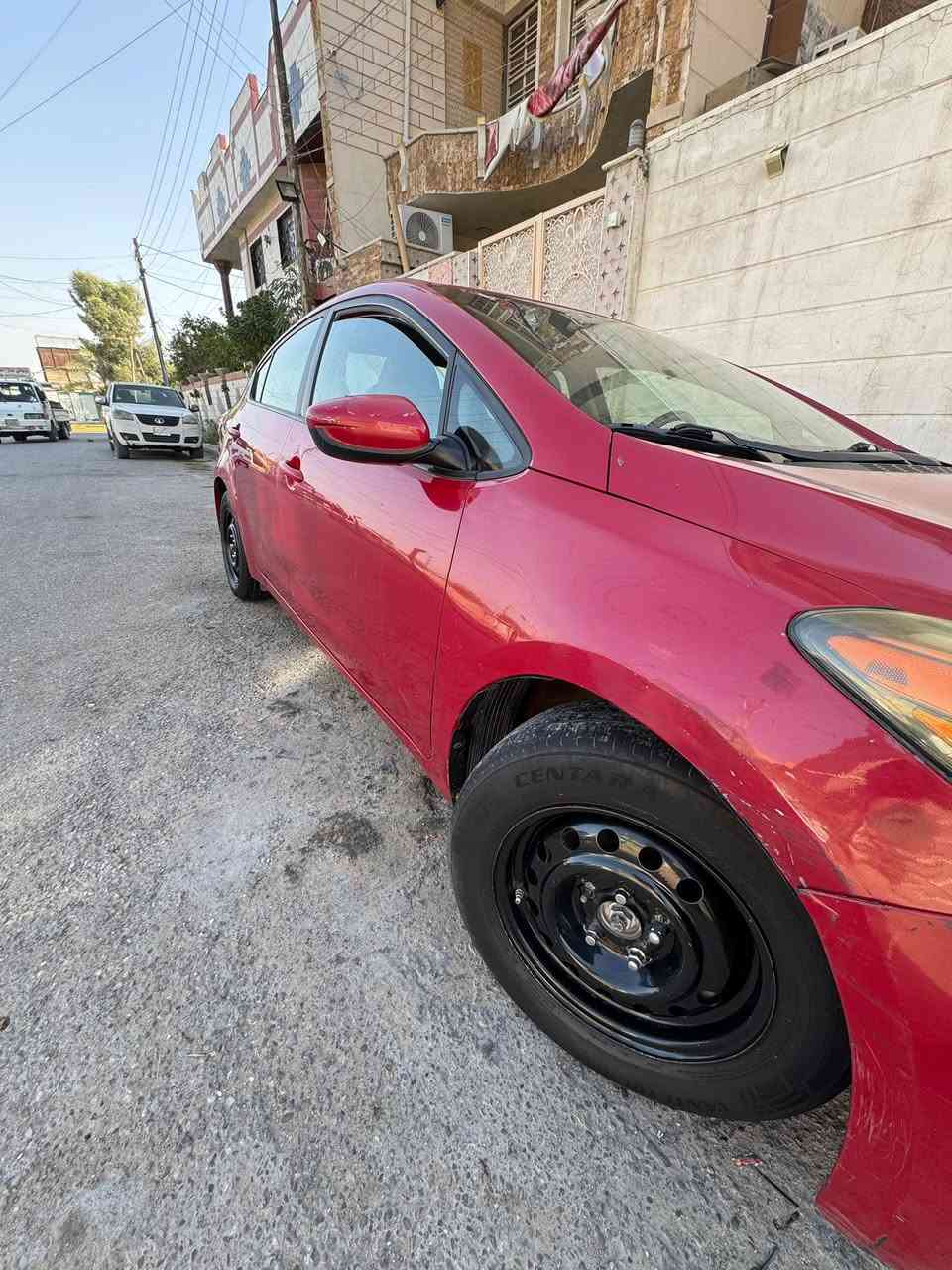 السلام عليكم
فورتي 2016 للبيع محرك 1800 دوش كير at سيارة ماشية 170 الف صدره شويه تعبان بيه هاي طخه بل جاملغ ليوره ما مصلحه ورد أمريكي ضربه باب سياق و خلفي السعر ٩٢ رقم *********** بس واتساب اي استفسار موجود
