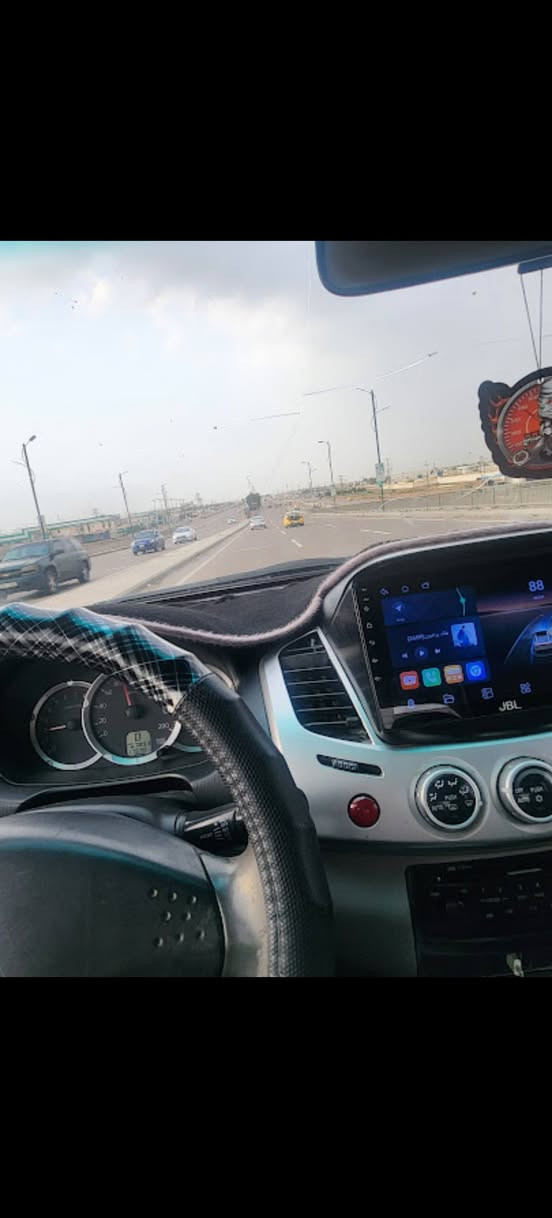 L200
فور ويل
مكينة ٦سلندر
كير مكينة كفالة
رقم بغداد
سعرها ١٣٨
***********

