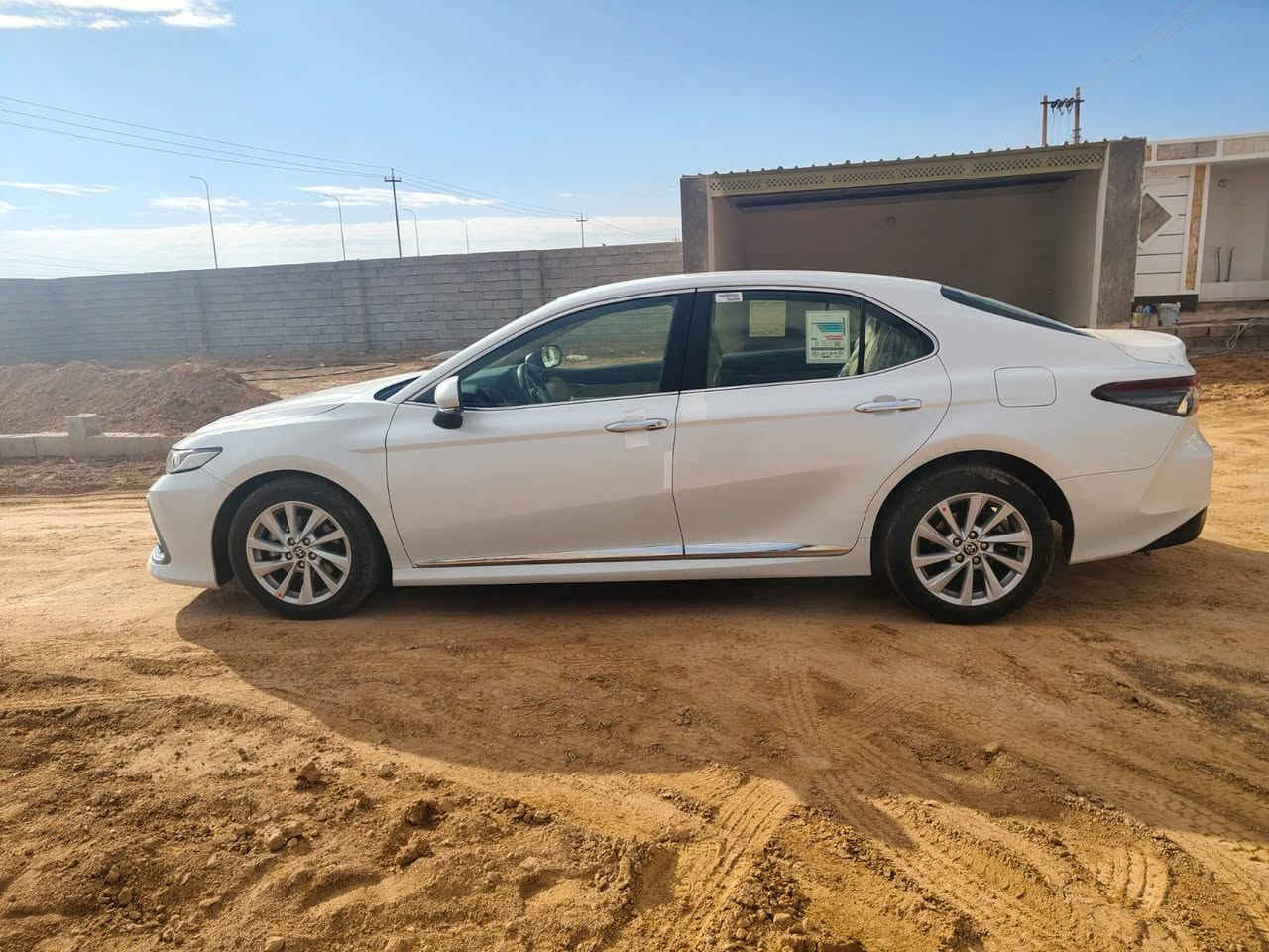 كامري خليجي للبيع موديل ٢٠٢٣كفاله عامه ماشيه ٢٨ رقم السليمانية عنوان السياره ديالى العضيم  ***********
