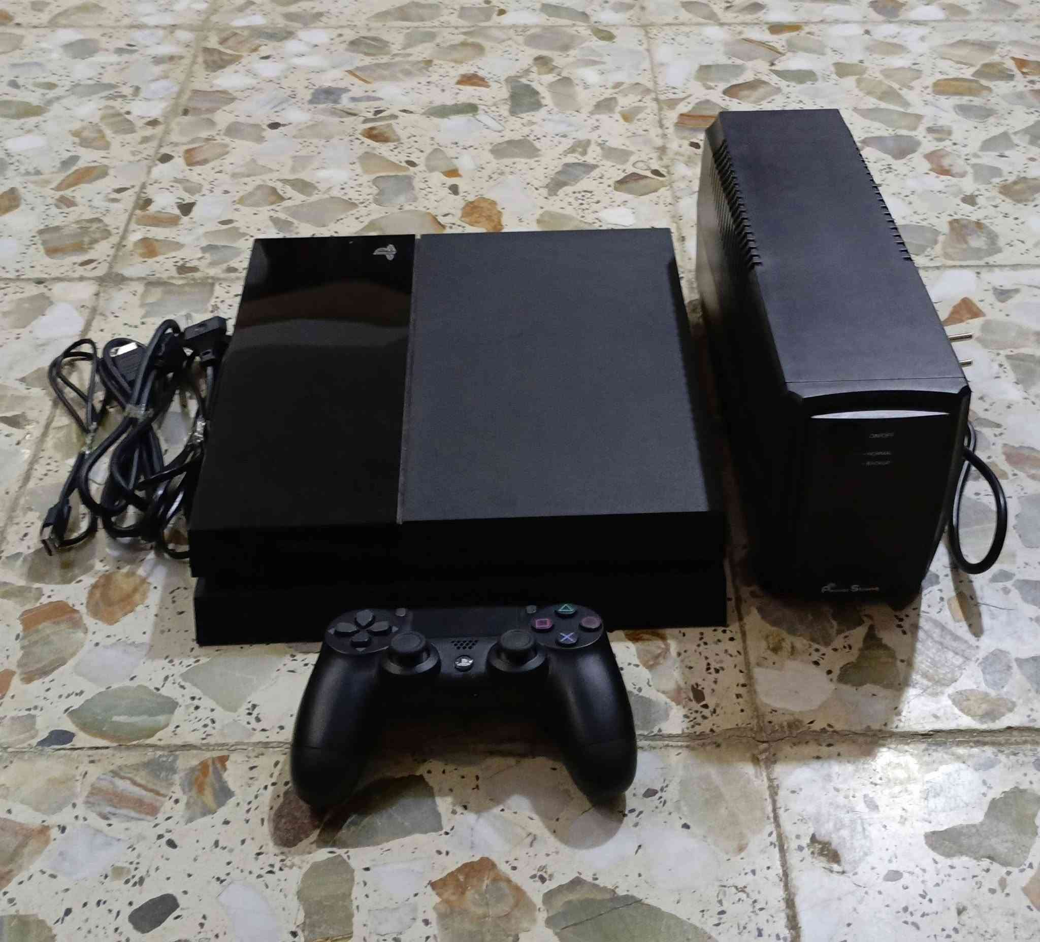 🎮 للبيع بلايستيشن 4 فات مهكر 🎮
🔹 الحالة: جديد ونظيف جداً، ما مفتوح ولا متصلح أبداً.
🔹 النوع: PS4 Fat مهكر.
🔹 التخزين: (اذكر السعة  500GB ).
🔹 الملحقات:
✅ يد أصلية.
✅ جميع الأسلاك.
✅ UPS (يو بي إس) وياه.
✅ 11 لعبة منزلّة وجاهزة للعب.
🎯 مميزات الجهاز:
يشغل الألعاب بدون الحاجة للإنترنت.
ألعاب جاهزة ومثبتة.
مناسب للعائلة والأطفال والكبار.
حالة ممتازة وجاهز للاستخدام مباشرة.
💰 السعر المطلوب: ٣٠٠الف قابل للتفاوض بالمعقول.
📍 الموقع: بابل 
📩 للاستفسار ***********
ملاحظة: الجهاز نظيف جداً والاستعمال خفيف، والبيع لعدم الحاجة.
تعال افحص واخذ
