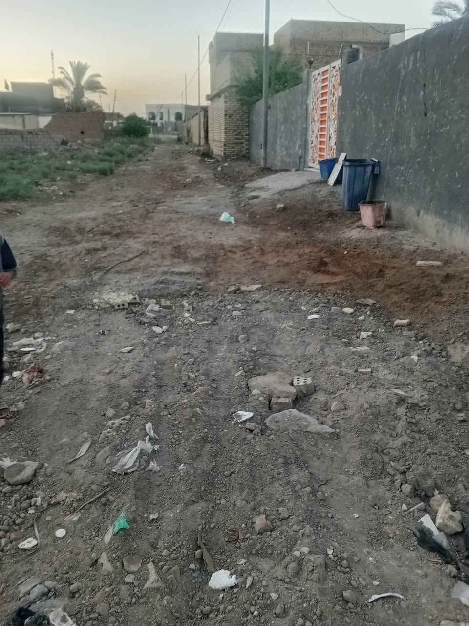 السلام عليكم 
قطعة لبيع 
مساحة 315 متر طابو زراعي سند 25 
تحويل مباشر 
الموقع شارع المعاره قرب بيت الحاج طه سوير 
تبعد عن شارع العام 50 متر 
ركن على 3 شوارع 
ترهم قطعتين 
متوفر كافت الخدمات 
موقع مميز جدن جدن 
عرض الشارع 8 متر 
ملاحظة 
مراجعت مكتب العميد للعقار قرب بيت الحاج طه سوير 
شارع المعاره 
اي ستفسار 
‏‪***********‬‏
‏‪***********‬‏ واتساب
