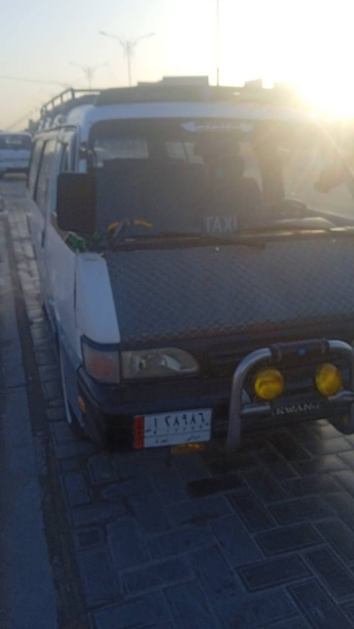 سياره بسته موديل 95كفاله مكينه وكيروشواصي واكسن سعره 33وبيه مجال بصيط ومطلوبه 800غرامات عل مشتري مكاني كربلاء ***********
