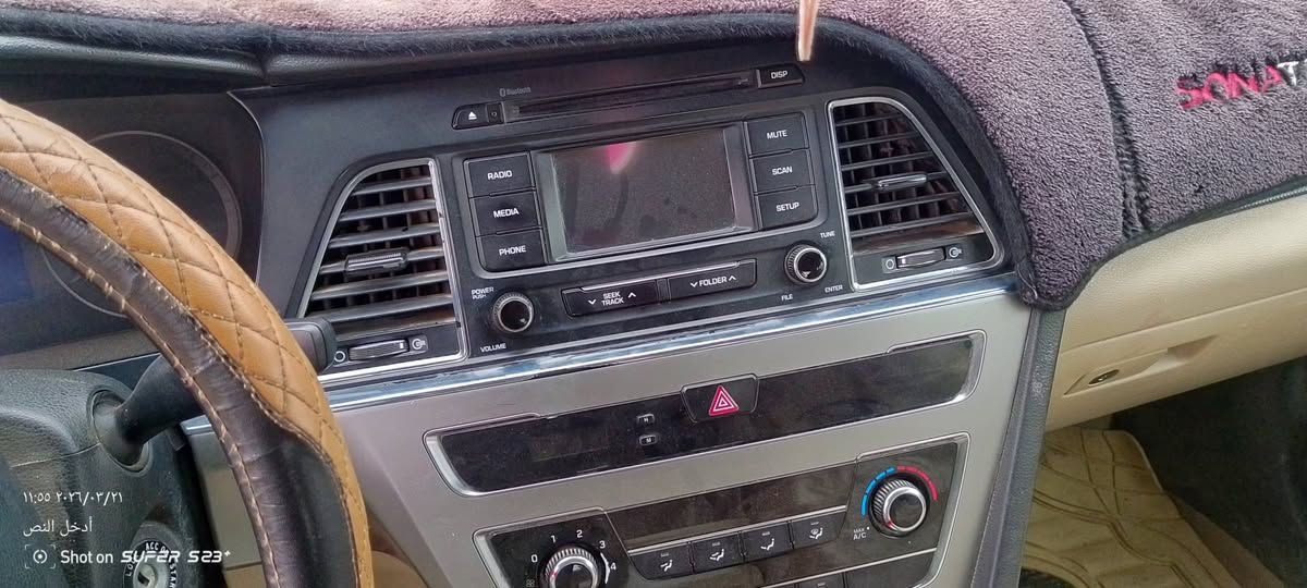 سوناتا وارد خليجي
موديل 16
فول تحكمات 
محرك 2400دوش
رقم بغداد بسمي 
بيها قبق الجنطه مبدل بلادي مابيها اي ضرر بس القبق لا الحوض بي شي ولا الدعاميه استثناء القبق 
الباقي مكفول 
رايدها 150
مكان السياره بغداد  ابي غريب 
سياره خير من الله للاستفسار المراسله او الاتصال على الرقم
 ***********
