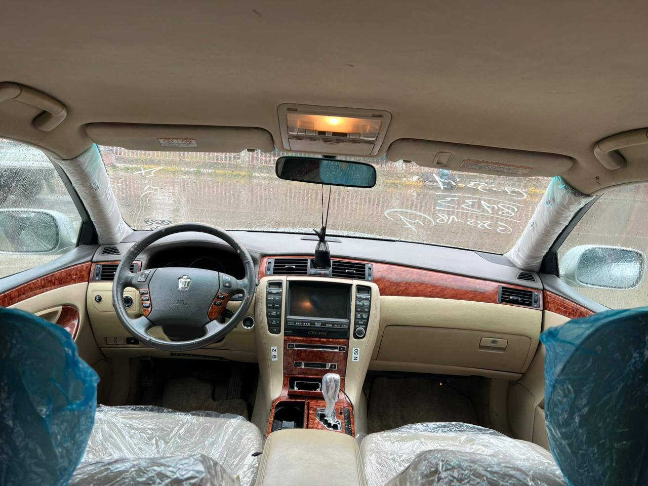 2005
موس 
موس
2دوكمه
گه وره به گه وره 
1بارجه بؤياخ 
گيرو مه كينه به شه رت
كامل مه سوف 
بؤهيج مه گه ري
(60)گه لأو محا مه له
موشته ري نيت سه ري ميش و خؤت مه يه شينه 

شوين سه يد صادق
***********
