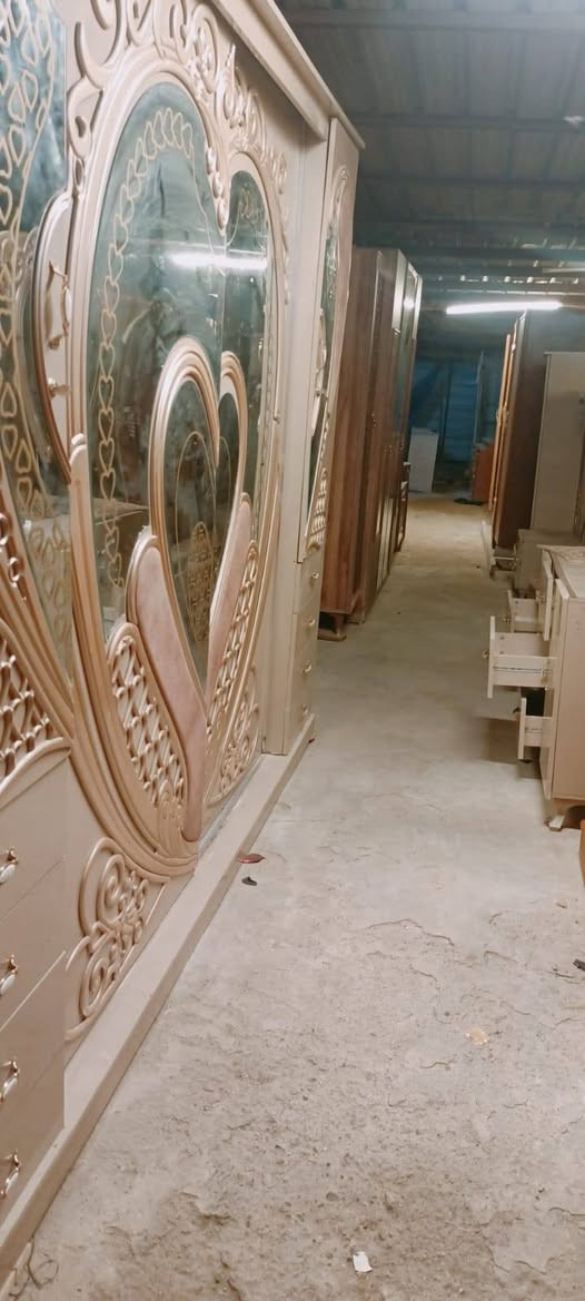 معرض ابو حسين للبيع وشراء الاثاث المنزلي المستعمل والجديد وبآفضل الاسعار 
توجد لدينا كافه انواع الغرف كناتير بوفيات 
بيع ومراوس وايضاً يوجد لدينا كادر شد ونقل وتصليح  الاثاث في كل مناطق ميسان
 للاستفسار ؏ الواتساب *********** عمارة, ميسان
