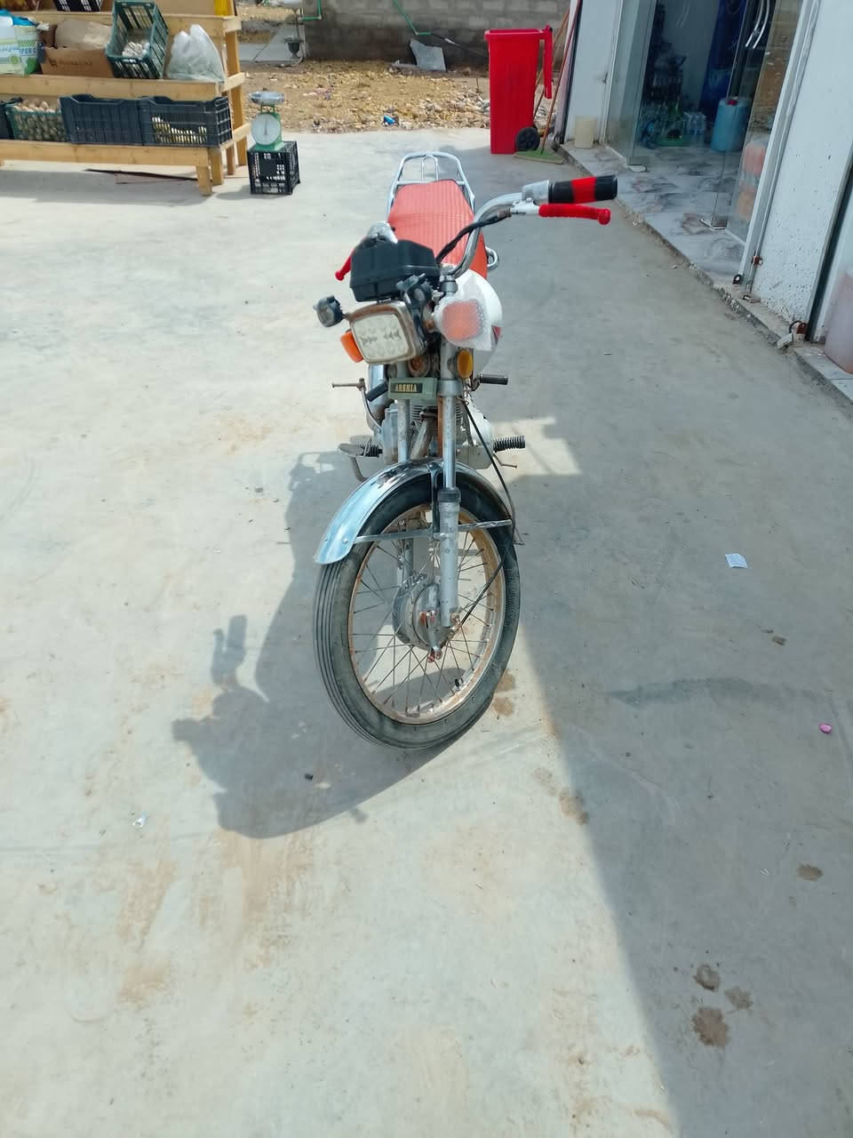 سلام عليكم دراجه البيع اربع كير مكفوله اوراق اصولي مديل 2018مكان واسط كوت قضاء الحي  ***********
