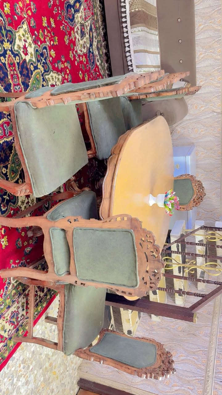 ميز طعام للبيع صاج تكمة مصري 6 كراسي نظيف اي ضرر مابي المكان بغداد الشعلة ام نجم ب500 وبي مجال بسيط ..


**إذا كنت صاحب هذا الإعلان وتريد حذفه لأي سبب، رجاءا أرسل رسالة إلى الدعم الفني**