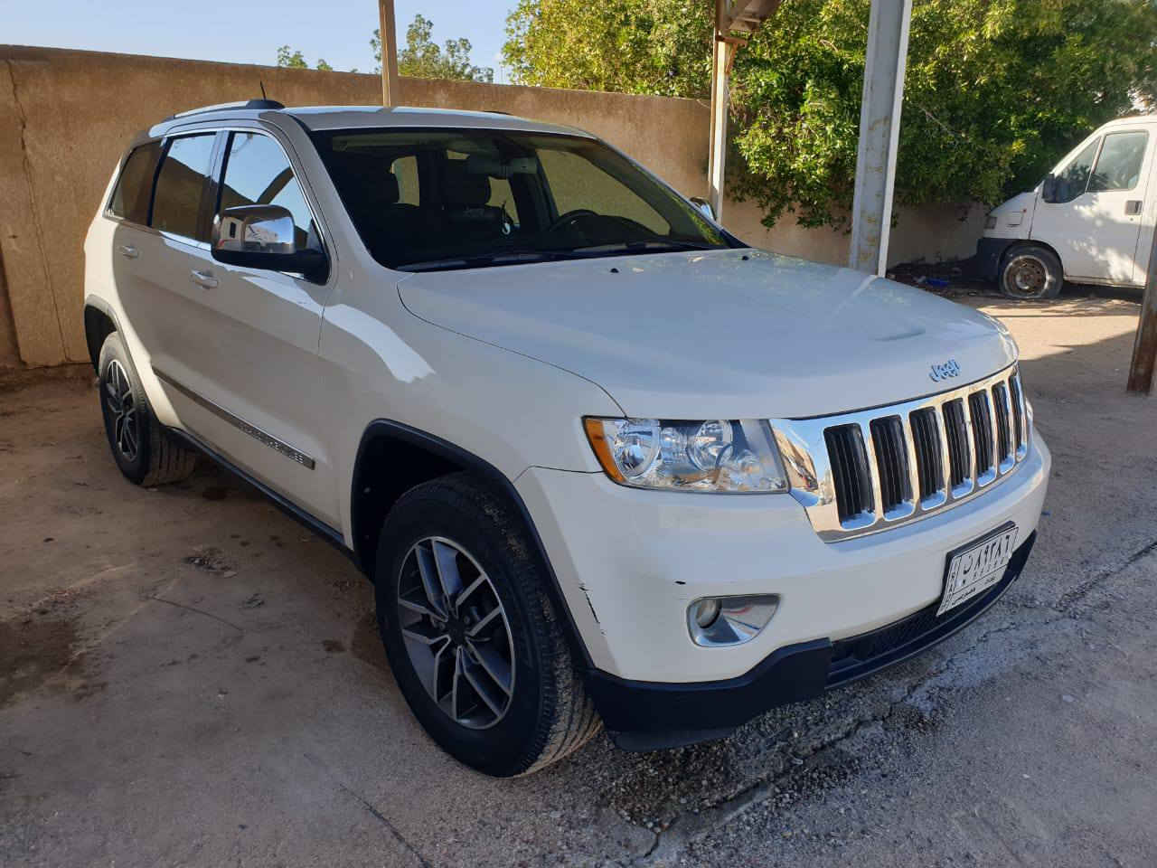 جيب لاريدو 2011
وارد امريكي السونار مرفق بالصور
رقم بغداد الماني باسمي تحويل ثاني يوم
موصفات اللاريدو معروفة 
كير ومحرك وتبريد خير من الله
حدادية 90%
ويل حجم 18
السيارة حلوة وخير من الله
مكاني السماوة
السعر 135$
*********** اتصال او واتساب
