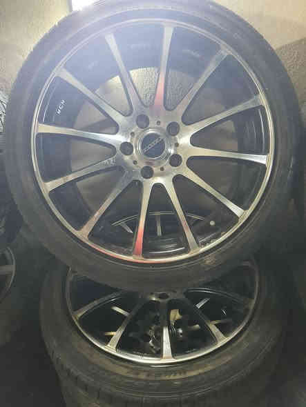 وياله حاويه للبيع فقط  جمله مفرد بدون مراوس مكان كوفه شارع المطار القديم ***********
