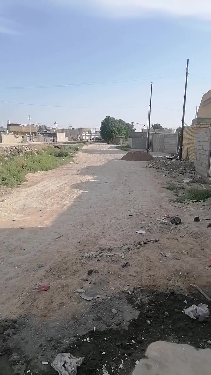 بيت طابو زراعي مساحه ١٢٥ قرب صيطرت الألبان القديمه غرفتين نوم مطبخ استقبال صاله صحيات داخليه خارجيه اساس رفت بناء طابوك سقف صب مكلف بل نشر
***********
