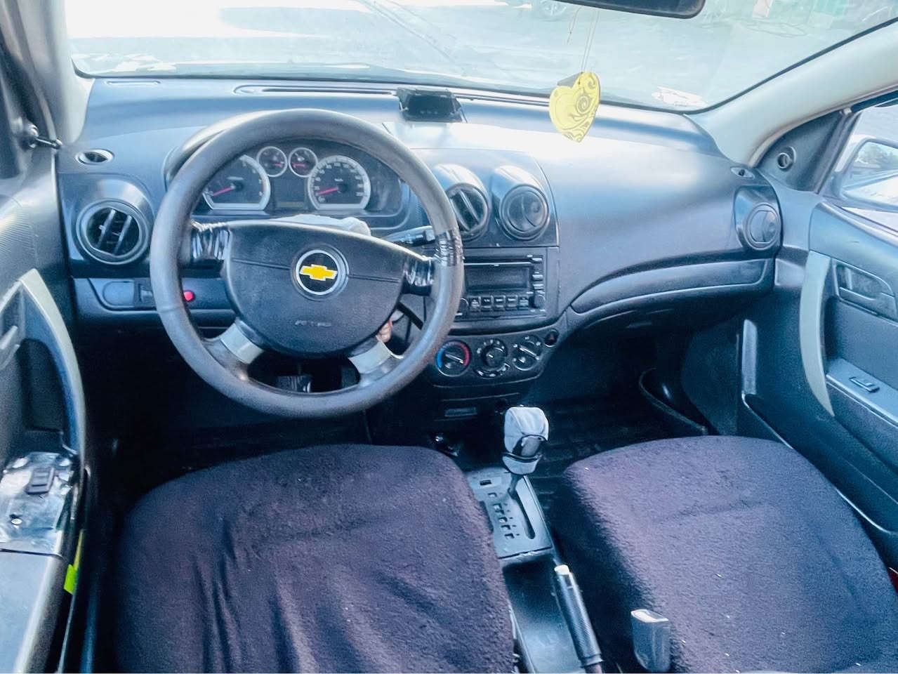 ***********
***********
سه ياره كه ساغه واتا براوه نيه 
افیۆ 2008  توماتيك ي مه نه فيست بە س کێشە  مە دە نی  و دزياري بەشەرت
لێدانی ھیچ  نیە بەشەرتی گێرو مەکینە و تەبریدو  ھەموگیانی  بەشەرت مەکینە  گەورە یە  توماتيك 
سەیارەکە زۆرجوانە مالێ دۆستە 
سعری39 وەرەقە کمیک مجال
لەکۆ یە دادەنیشم 
***********
*********** كويسينجاك, أربيل
