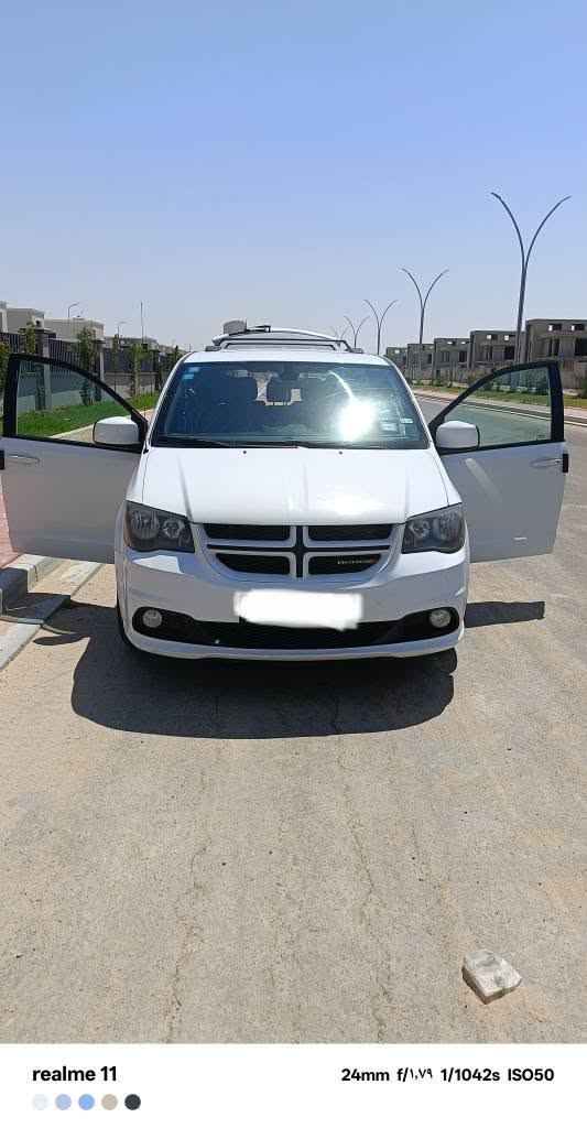 السلام عليكم  
للبيع دوج كرفان فئه (GT) 
 7 راكب 2019 وارد كندي بأسمي السيارة تحويل ثاني يوم سنوية جديده السيارة كفاله مكينه وكير ومكفوله من الضربه  والصبغ #السيارة بيها طخات بسيطه وحداديتها  تعبانه والتبريد نقصه غاز
حادثها غرق بسيط للدوسة 
السعر:  (170)وبيها مجال 
العنوان: البصرة شط العرب الجزيره باب الهوى 
رقم الهاتف: *********** البصرة, العراق
