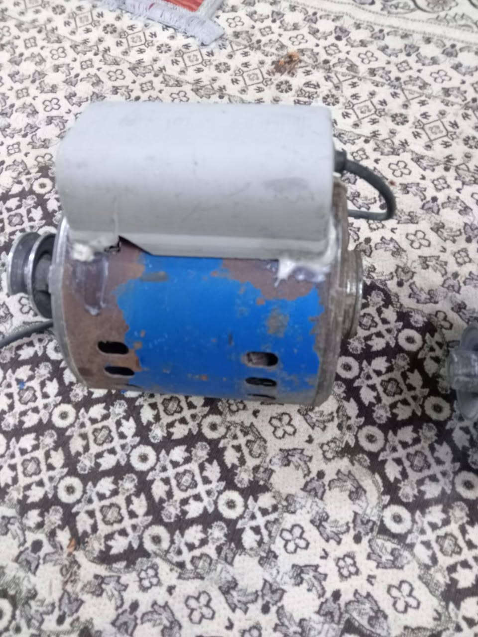 السلام عليكم ورحمة
مرخصت الادمن ماطورات مبردات شغال مابييهن ضرر على الفحص وكل ماطور جواه سعرة ***********
يوجد واتس
