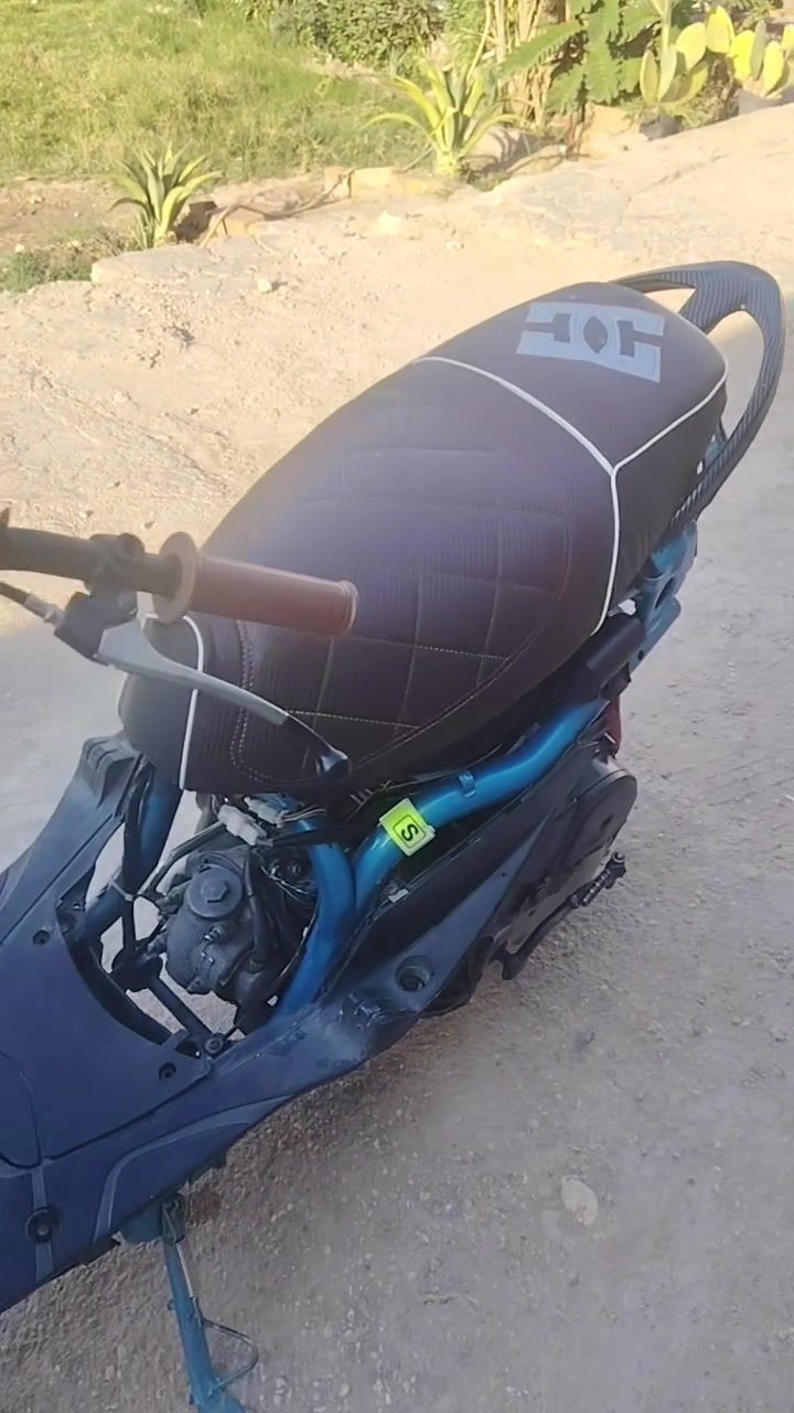 السلام عليكم ماكس عدله تعمير جديد حربي الدراجه ما ناقصها شي تشتغل سلف هندر بأي وقت بوشه ٥٥ بيها شلعه تشلع لكاع وكابريته اصليه مو تجاري  السعر ب ٤٠٠ وبيها مجال / لمكان حله/ طهمازيه


**إذا كنت صاحب هذا الإعلان وتريد حذفه لأي سبب، رجاءا أرسل رسالة إلى الدعم الفني**