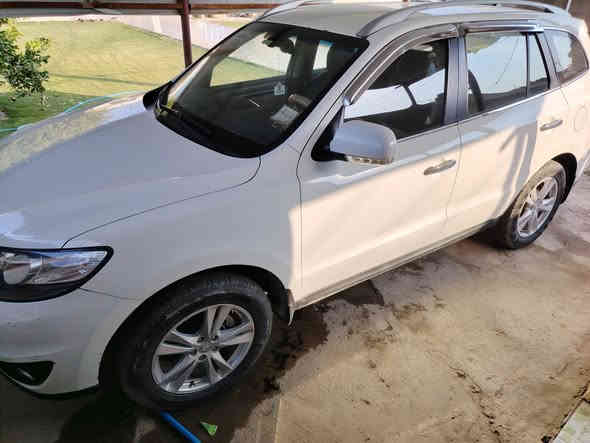 سيارة سنتافي موديل ٢٠١٢ سبعة راكب رقم بغداد مشروع وطني مع سونار السيارة
السعر ١٦٥
الاتصال ***********
