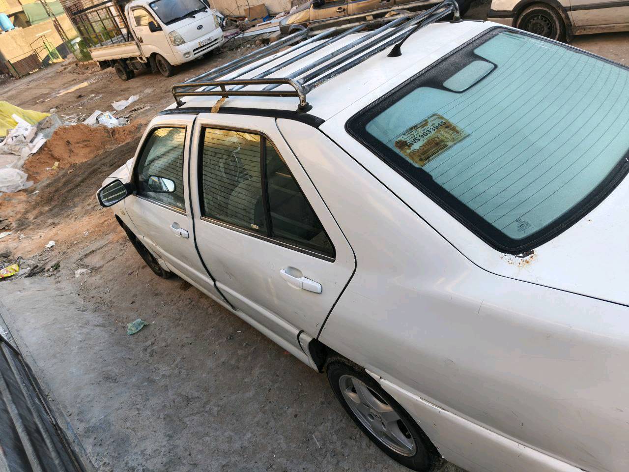 السلام عليكم شيري كوين موديل 2010 ابيض خصوصي رقم انكليزي بلادي كير عادي بسمي تحويل ثاني يوم سنوية لل 28 كهربائيات كلها شغاله بيها شاشة السيارة حلوة مرتبه بس بيها ملاحظات بسيطة يرادلها صبغ حزام وترجع عروسة 
السعر 35 ورقه وبيها مجال للطيبين 
هذا رقمي *********** وبي واتساب مكان السيارة بغداد الدورة قرب علوة الرشيد كويريش