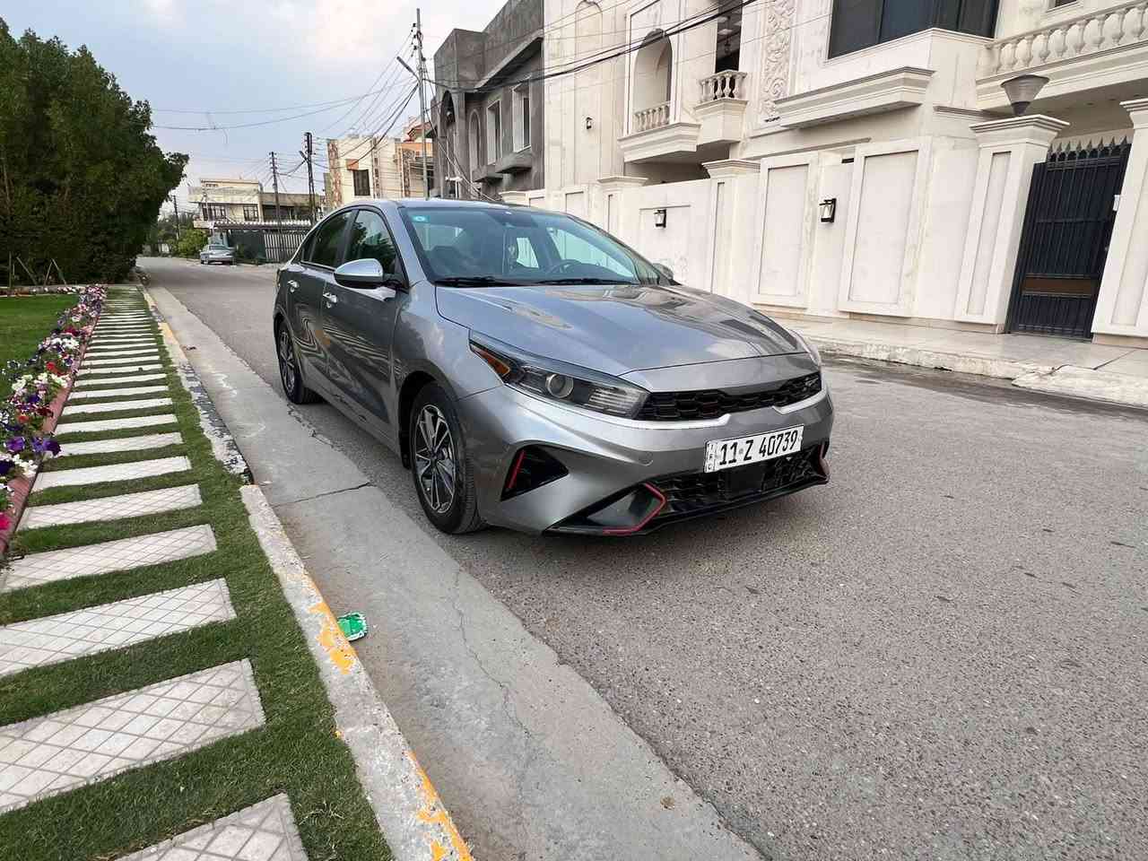 سلام عليكم كيا فورتي موديل 2024
ماشيه 30 سياره نظيفه 
مكان بغداد حي جامعه
حادث امامي 
سعره 170 وبيه مجال  بسيط 

***********
