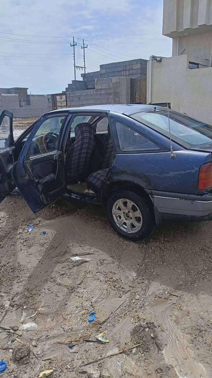 سلام عليكم اوبل فكتره رقم بابل تحويل ثاني يوام محرك 18 سياره مابهه خياس فقط يردلهه صبوغ مكاني بابل مسيب 
سعر 25وبهه مجال 
***********
