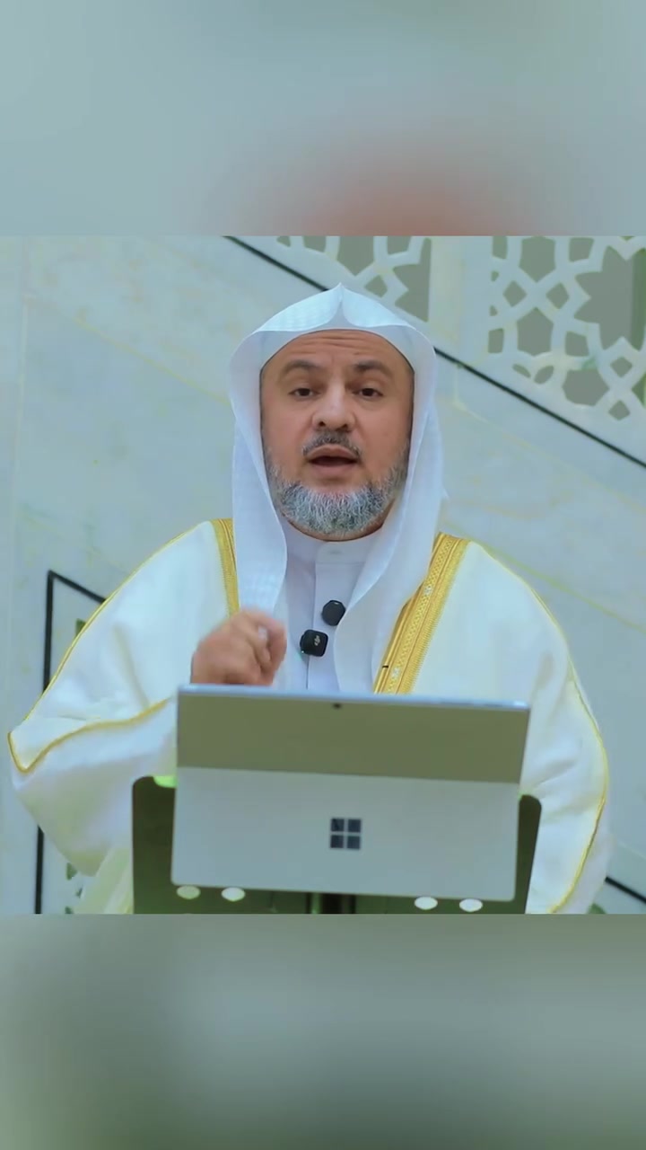 شارك هذا الإعلان

لأول مرة في العراق - وفي مدينة الموصل

هل تحلم بحفظ القرآن الكريم كاملا في صيفٍ واحد؟ الفرصة الذهبية بين يديك الآن.

يسرّ دار القرآن الكريم في جامع النبي يونس بالتعاون مع مركز أم القرى النسوي أن يعلن عن إقامة:

🏕️ مخيم الدورة المكثّفة لحفظ القرآن الكريم خلال شهرين 🏕️

برنامج إيماني وتربوي وترفيهي متكامل، أُعِدَّ بعناية من قبل نخبة من العلماء المتخصصين في مجال الدورات المكثفة في العالم الإسلامي

بيئة مثالية للتفرغ لحفظ كتاب الله كاملا، وسط أجواء إيمانية محفّزة وصحبة قرآنية مباركة.

🌿 ماذا يميّز المخيم؟ 
▪️ برنامج حفظ مكثّف ومنظّم بإشراف نخبة من المقرئين والمحفظين.
▪️ دورات متخصصة في مهارات وتقنيات “الحفظ السريع” والتثبيت المتقن.
▪️ أجواء تربوية وإيمانية تساعد على الانضباط والإنجاز.
▪️ ضيافة منوعة، ووجبات طعام متعددة.
▪️ وقت مخصص للراحة والقيلولة لاستعادة النشاط والتركيز.
▪️ يوم ترفيهي ورياضي أسبوعي لتنمية القدرات البدنية وتجديد الهمة.

🧕👳🏻الفئات: الذكور والإناث 
 👥 الأعمار: متاحة لجميع الأعمار 

🔶 تعطى الأولوية في القبول لأصحاب الهمم العالية جدا وللمتفوقين دراسيا

📍 أماكن إقامة المخيم:
🔹 للذكور: دار القرآن الكريم في جامع النبي يونس.
🔹 للإناث : مركز أم القرى النسوي في جامع طالب العثمان - حي المهندسين.

⏰ البرنامج اليومي من الساعة 7:30 صباحاً وحتى صلاة المغرب، تتخلها فترات راحة وترفيه منوعة ضمن جدول متوازن يجمع بين 📖 الحفظ والتثبيت

☕ الضيافة
😴 الراحة 
⚽ النشاط الرياضي 
🧮 الترفيه

🚌 خدمة نقل مجانية حرصاً على راحة المشاركين، تم توفير سيارات خاصة لنقل الطلاب والطالبات من باب المنزل إلى مكان الدورة وإعادتهم يومياً.

💎 والأجمل من ذلك كله… المخيم مجاني بالكامل 100٪
بجميع برامجه، ووجباته، ونشاطاته، وخدمة النقل.

🌸 حقق حلمك وحلم والديك، وكن من حفاظ القران الكريم، اجعل هذا الصيف نقطة تحول في حياتك.

📌 المقاعد محدودة جدا
📌 يخضع المتقدمون للمقابلة الشخصية

آخر موعد للتسجيل: ٥ / ٦ / ٢٠٢٦م

ملاحظة: سيُتاح ملحق قبول لطلبة الجامعات في المراحل الأولى الراغبين بالالتحاق فور انتهاء امتحاناتهم شرط التسجيل في المدة المتاحة للإعلان .

📞 للاستفسارات:
واتساب قسم البنين
+9647755526672  

واتساب قسم البنات
+9647755526692 

🔗 رابط التسجيل:

https://docs.google.com/forms/d/e/1FAIpQLSfGY5cN4NlntkTik0ZuOHWX-FwMdNjLmnUzFuEjOS-mjv5qGw/viewform?


**إذا كنت صاحب هذا الإعلان وتريد حذفه لأي سبب، رجاءا أرسل رسالة إلى الدعم الفني**