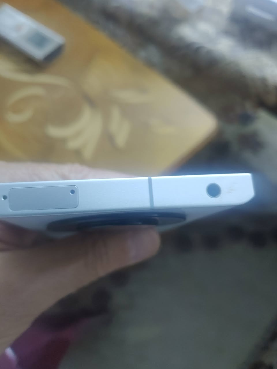 جهاز ليكا ليتز 2 الالماني ذاكره 512 رام 12 شبه جديد وياه كفر بس
Leica Leitz Phone 2
 السعر 300 الف 
للاتصال ***********
