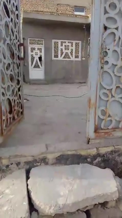 الدار للبيع قيد الانشاء
المساحه 300 متر ممطول ركن على شارع 20 

واجهه 25 متر نزال 12

كوت حي الجامعه خلف المستشفى التركي 

قرب مدرسة الصينية// للاستفسار الاتصال على الرقم ***********
واتساب او ماسنجر
