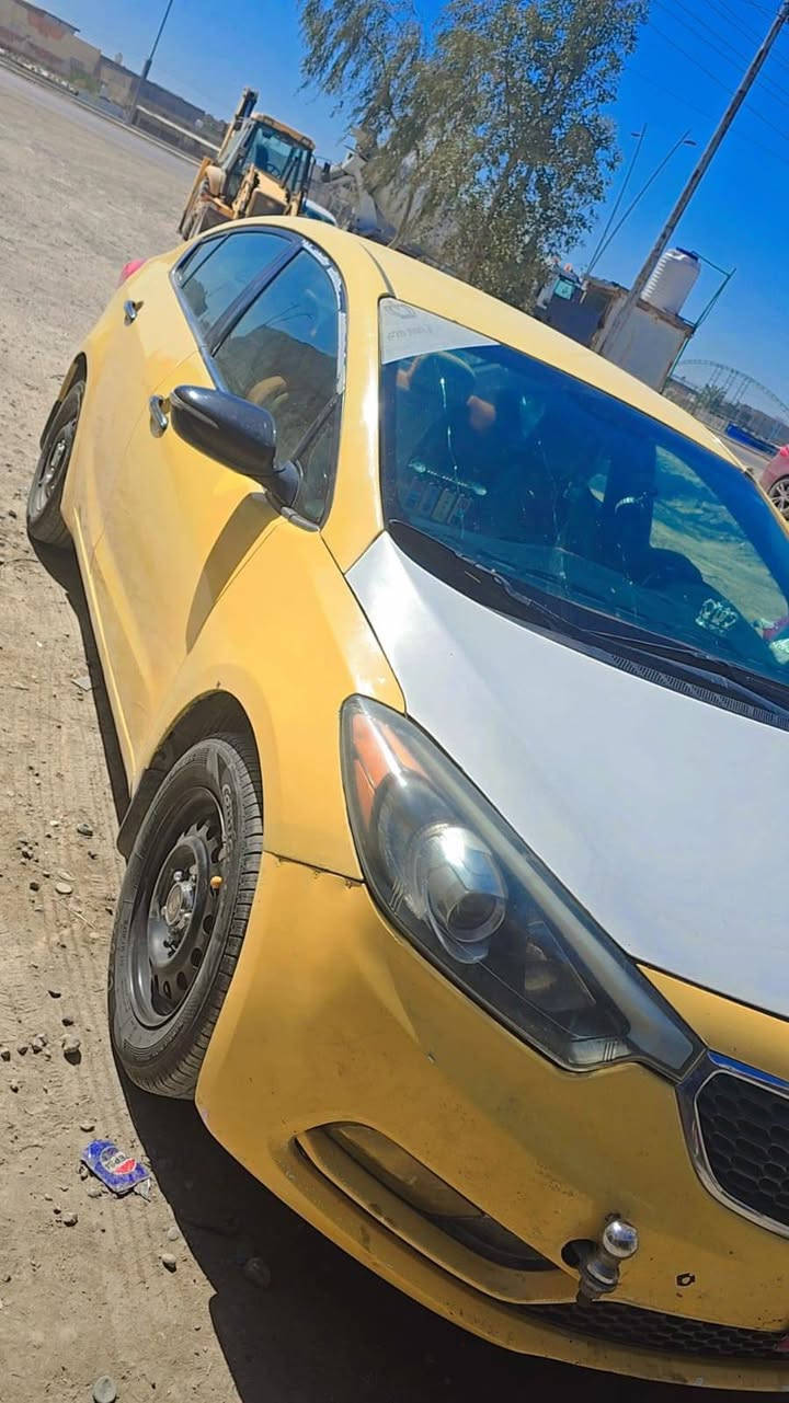 كيا فورتي موديل2014فول مواصفات  امريكي شفتات كشنات مثل موضح بالصوره فتحه هيترات بل كشنات مثبت سرعة  تحكم قياده شاير بل مري بيه هواي مواصفات عده البصمه كير محرك فوول  تخم تاير سياره جاهزه كل نقص مابيه مكاني ديالى بعقوبه سياره باسمي 
 ***********
