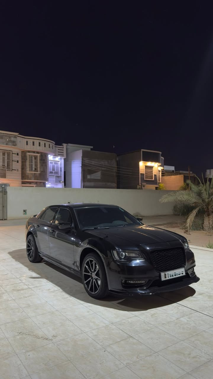 اوباما  2019 للبيع 
فئه 300s كولد 
السياره كندي كفاله عامه من كلشي عدا تكحيلات بسيطه 
كلشي واضح بالصور دعاميه محدثه 23 سياره نضيفه ومرتبه تاخذهه ما تصرف عليهه دينار بالعافيه ع الياخذهه مكان السياره بصرة
السعر 26,800$
 اي استفسار ***********
